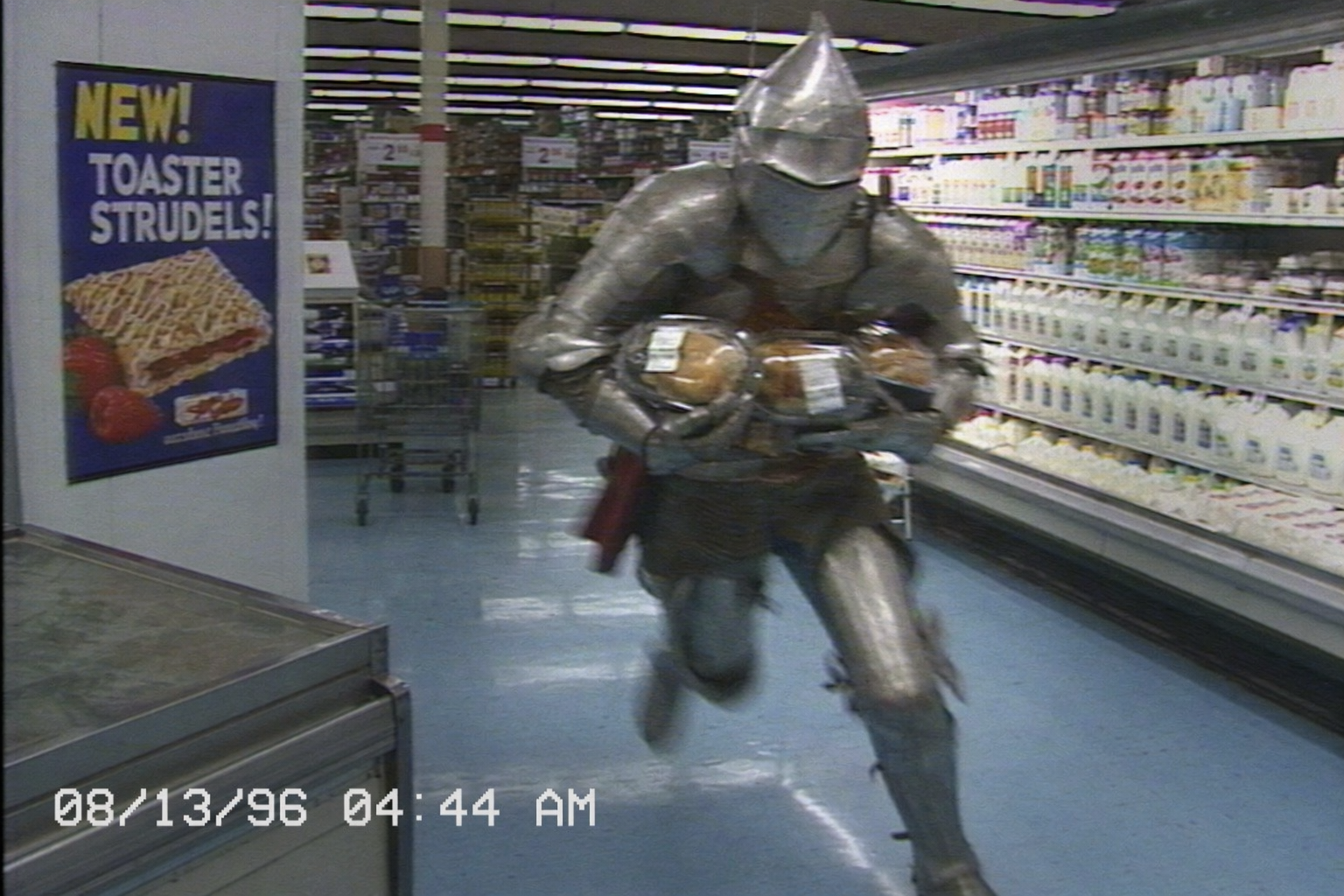 GPT-Image-2 案例 · VHS风格杂货店混乱静帧